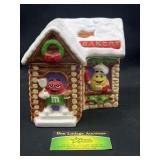 M&Mï¿½s Christmas cookie jar