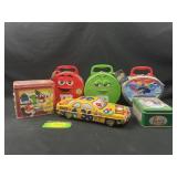 M&Mï¿½s, Hersheys, and Snickers tins