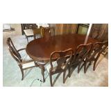 Stanley Furniture Co Table and chair Set