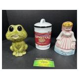 Farmstand Cermaic Candle decor and Retro Frog