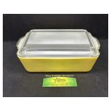 Pyrex Primary Yellow Bake Dish with lid A-42