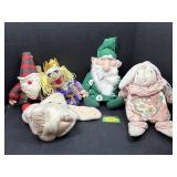Stuffed Animals & Puppets