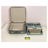 Vintage Typemaster De Luxe