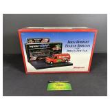 Snap On Doug Herbert Trailer Diorama with Dougs