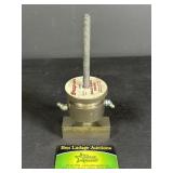 Snap on sealed Bearing Greaser Display