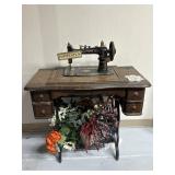 Honeymoon sewing Machine