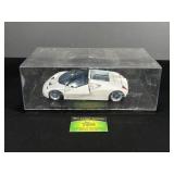 Ford GT900 Die Cast Car Car and Case