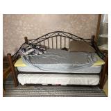 Day Bed with Trundle
