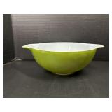 Pyrex 444 Verde Bowl