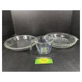 Pyrex measuring cup and pie plates