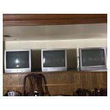 8 Toshiba CRT TVs