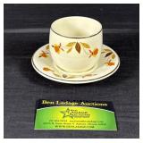 Hall Autumn Leaf Mustard with underplate