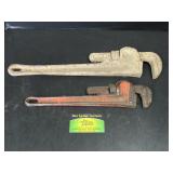 2 Pipe Wrenches