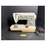 Singer Sewing Machine; Model 774