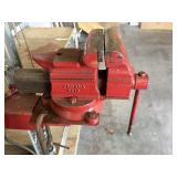 Desmond-Simplex No. 500 Bench Vise