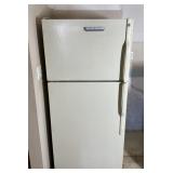 GE Top-Freezer Refrigerator -GE model TBX18NICDRA