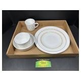 Corning dinnerware set