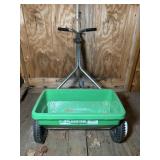 Quaker Central Spreader
