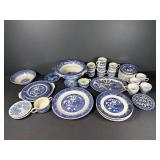 Large mismatch set of Delftware