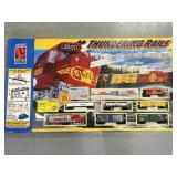 Life Like Thundering Rails HO Scale Electric