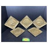 Elpeo Brass Wall Decor