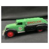 ERTL Sinclair 39 Dodge Airflow Replica coin bank