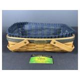 Longaberger 2001 collectors Club basket