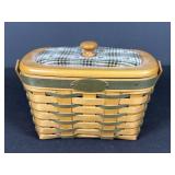 Longaberger lidded Bee Basket