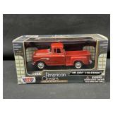 Motor Max American Classics 1955 Chevy 5100 Step