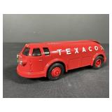 Diecast Texaco 1934 Diamond T Tanker