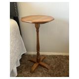 Hagerty Chasset Colonial Pedestal Table