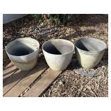 3 Plastic Flower Pots