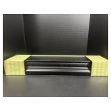 24ï¿½ display ledge