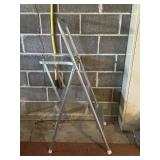 4ft aluminum step ladder