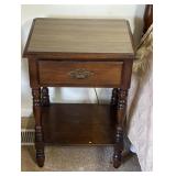 Pine Nightstand w Drawer
