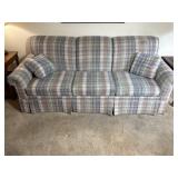 Leath Couch (Lots Of Cat Hair & Scratches)