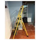 5 Foot 7 Inches Step Ladder