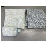 Tommy Bahama & Tommy Hilfiger bed spreads