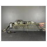 Polaris PSE Compound Bow w/Quiver & 4 Arrows