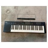 Yamaha PSR-11 Keyboard