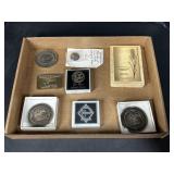 Seal Of Illinois Paper Weights and More