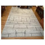 8' x 11' Area Rug w/ Modern Pattern