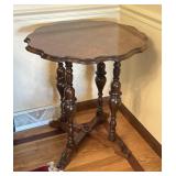 Vintage Round Accent Table w/ Turned Base