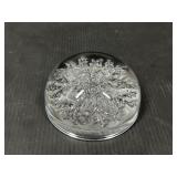 Snowflake paper weight