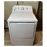 GE Gas Dryer - 7.2 Cu ft Capacity