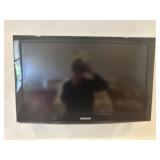 Samsung 32" Flat Screen TV w/ Mount & Stand