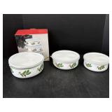 Porcelain Enamel On Steel With Plastic Lids