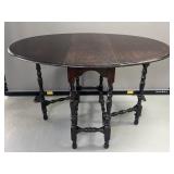 Drop leaf table