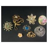 Vintage Floral brooches