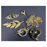 Vintage Fashion brooches